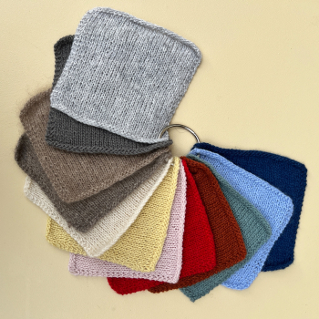 Kit Couture Cashmere kol. 2206 Espresso