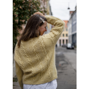 Knits to Wear: Effortless Patterns by Kutova Kika