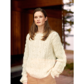 Entwined: Cables, Lace and Knitted Textures