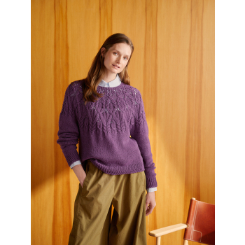 Entwined: Cables, Lace and Knitted Textures