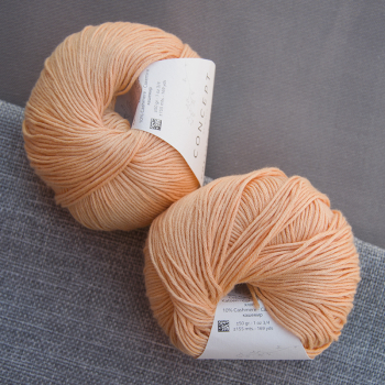 Katia Cotton-Cashmere 82 Pastelowy pomarańcz